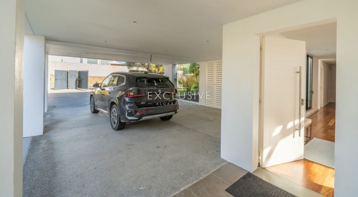 Image No.58-5 Bed Villa for sale