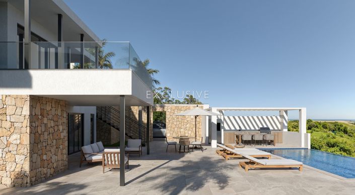 Image No.4-4 Bed Villa for sale