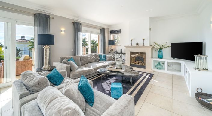 Image No.12-4 Bed Villa for sale