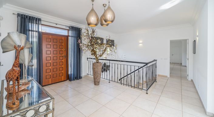 Image No.13-4 Bed Villa for sale