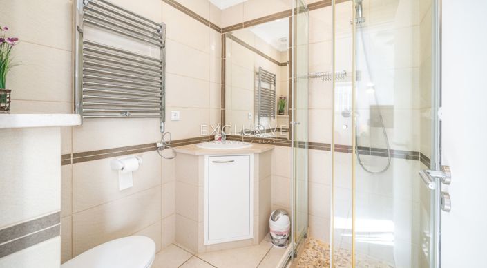 Image No.15-4 Bed Villa for sale