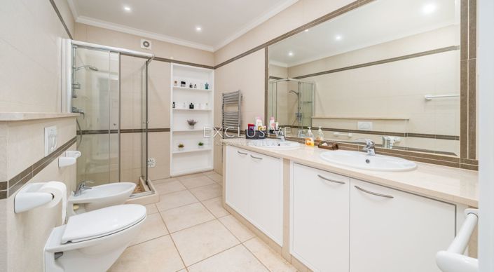 Image No.21-4 Bed Villa for sale