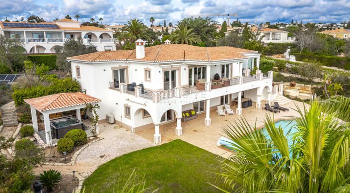 Image No.37-4 Bed Villa for sale