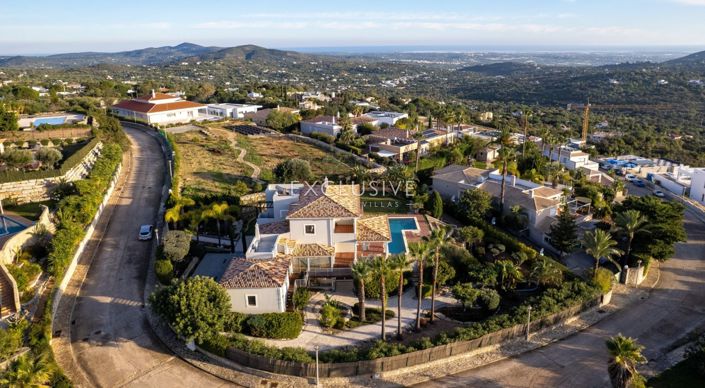 Image No.10-5 Bed Villa for sale