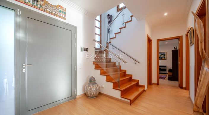 Image No.20-5 Bed Villa for sale