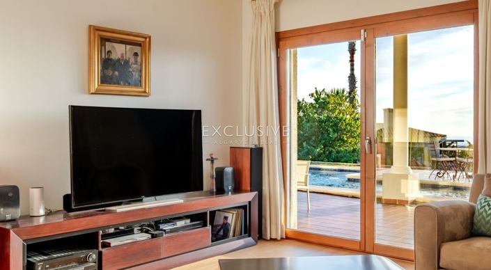 Image No.25-5 Bed Villa for sale