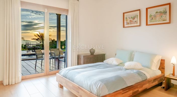 Image No.50-5 Bed Villa for sale