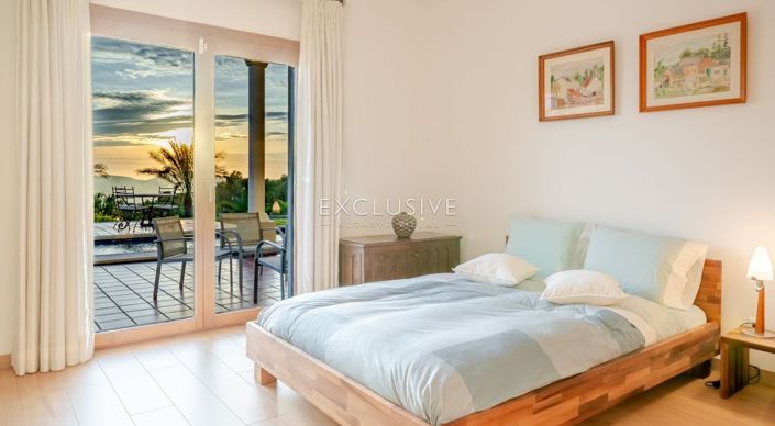 Image No.54-5 Bed Villa for sale