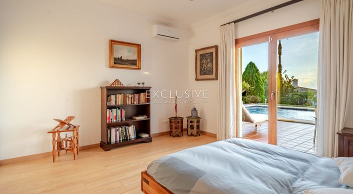 Image No.55-5 Bed Villa for sale