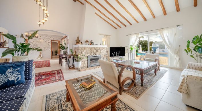 Image No.10-6 Bed Villa for sale