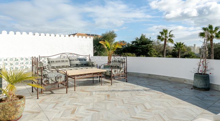 Image No.17-6 Bed Villa for sale