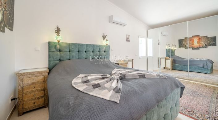 Image No.19-6 Bed Villa for sale