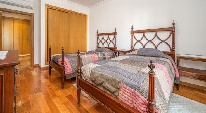 Image No.23-2 Bed Apartment for sale