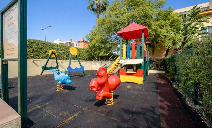 Image No.24-2 Bed Apartment for sale