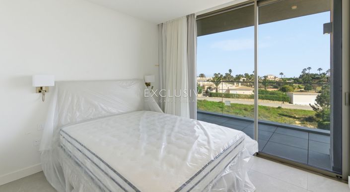 Image No.21-3 Bed Apartment for sale