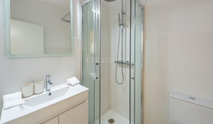 Image No.18-1 Bed Villa for sale