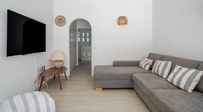 Image No.6-3 Bed Villa for sale