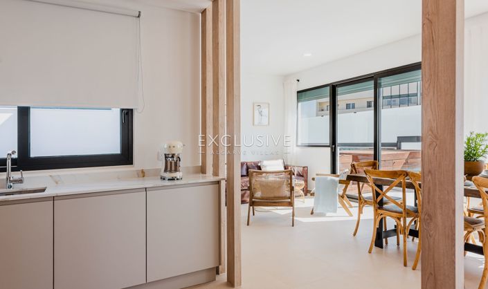 Image No.10-3 Bed Apartment for sale