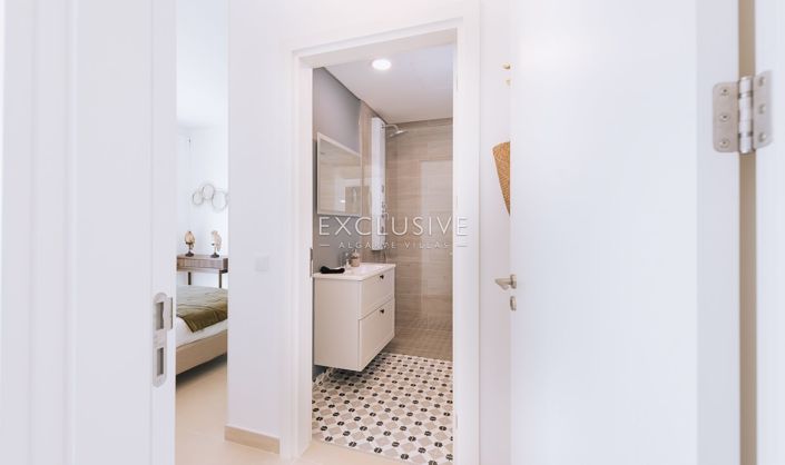 Image No.31-3 Bed Apartment for sale