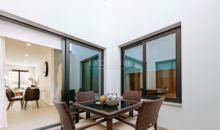 Image No.29-2 Bed Apartment for sale