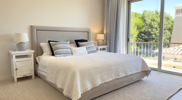 Image No.28-4 Bed Villa for sale