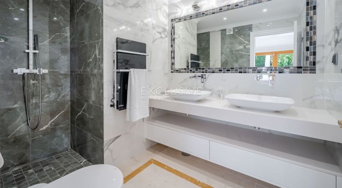 Image No.16-4 Bed Villa for sale