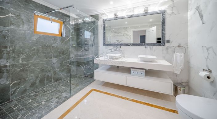 Image No.20-4 Bed Villa for sale