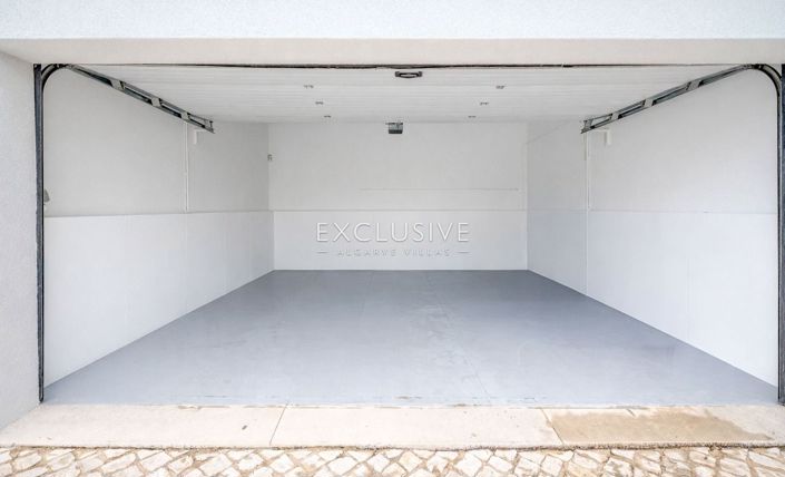 Image No.24-4 Bed Villa for sale