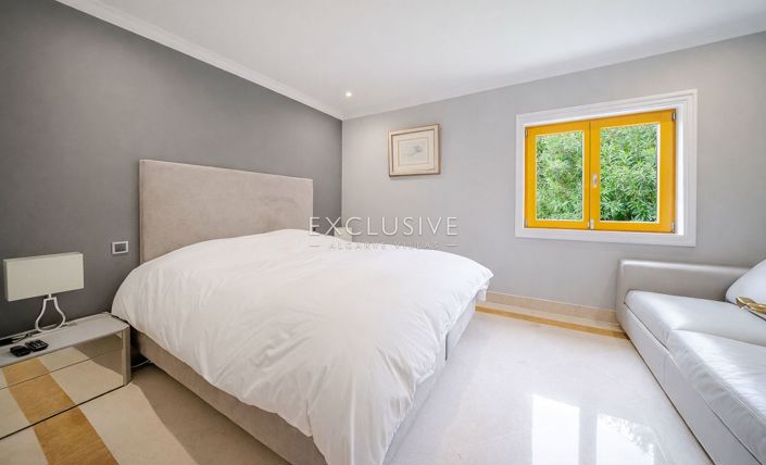 Image No.29-4 Bed Villa for sale