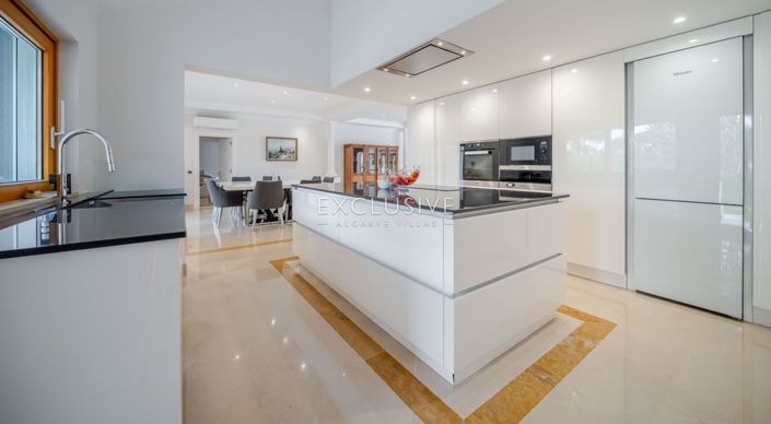 Image No.5-4 Bed Villa for sale