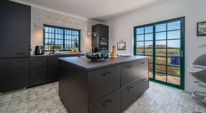 Image No.9-3 Bed Villa for sale