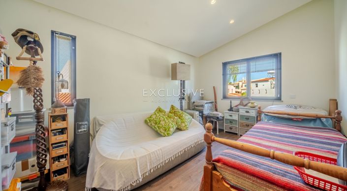 Image No.21-3 Bed Villa for sale