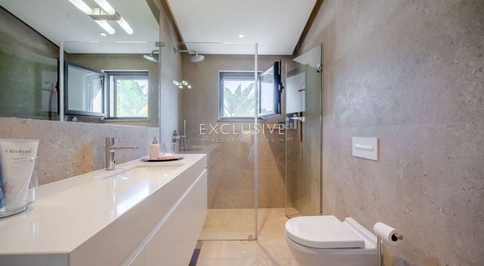 Image No.26-3 Bed Villa for sale