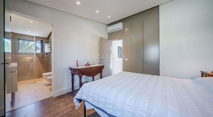 Image No.26-3 Bed Villa for sale