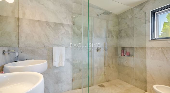 Image No.31-3 Bed Villa for sale