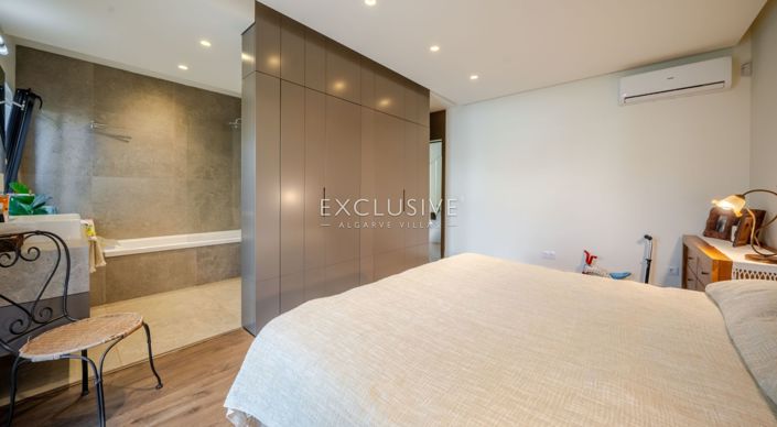 Image No.6-3 Bed Villa for sale