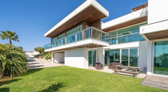 Image No.11-3 Bed Villa for sale