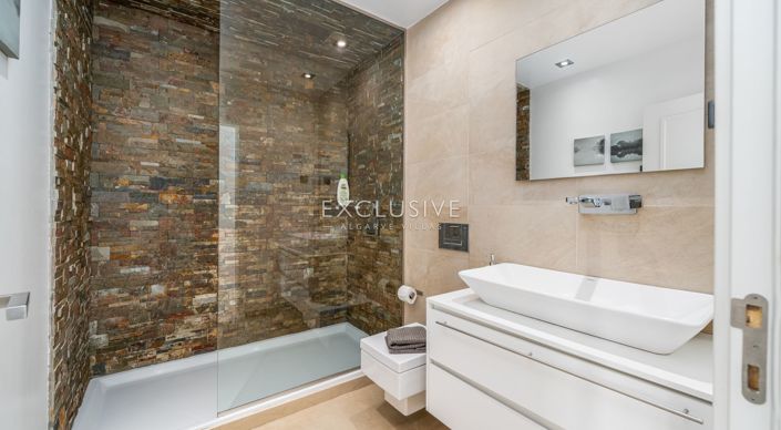 Image No.14-3 Bed Villa for sale