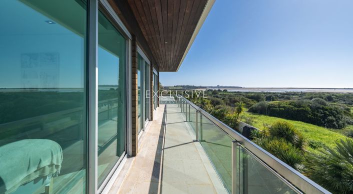 Image No.15-3 Bed Villa for sale