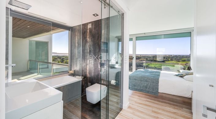 Image No.17-3 Bed Villa for sale