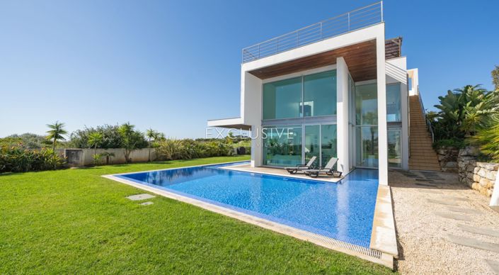 Image No.26-3 Bed Villa for sale