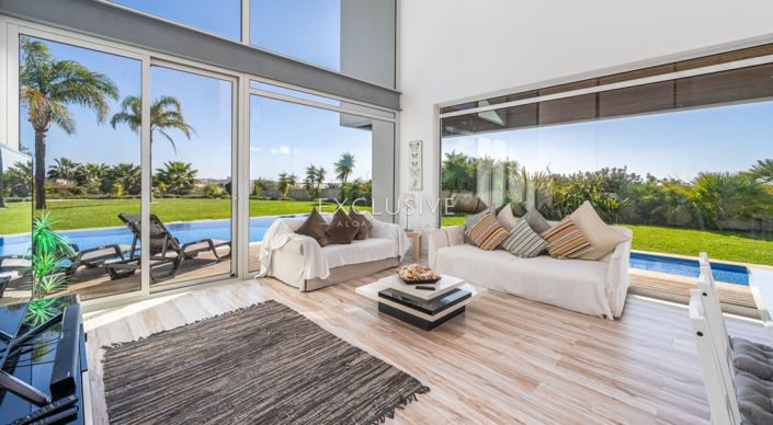 Image No.9-3 Bed Villa for sale