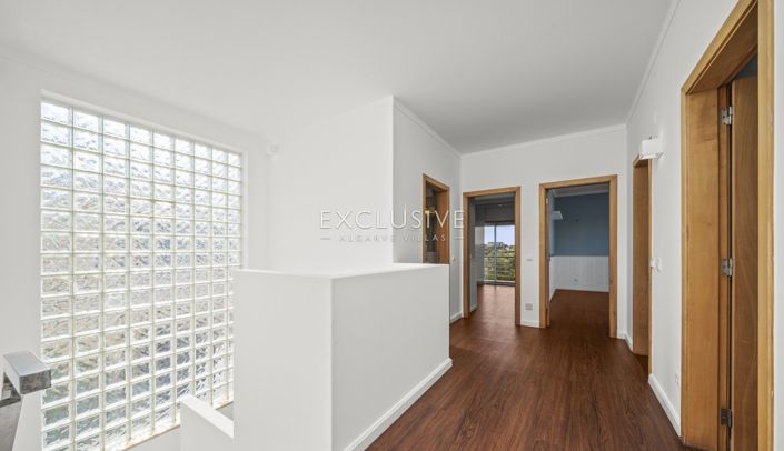 Image No.21-5 Bed Villa for sale