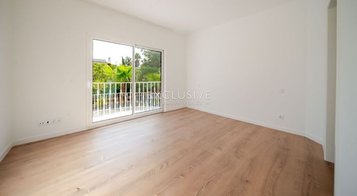 Image No.18-4 Bed Villa for sale