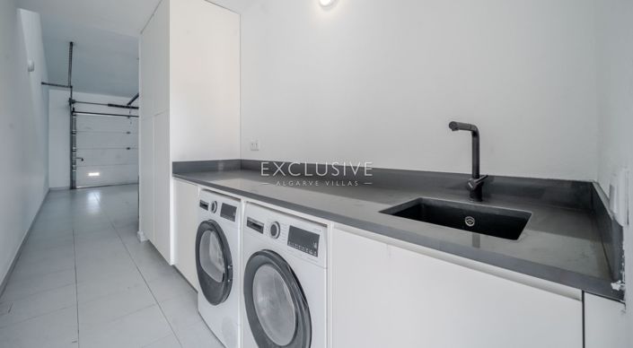 Image No.23-4 Bed Villa for sale