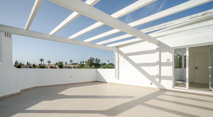 Image No.27-4 Bed Villa for sale