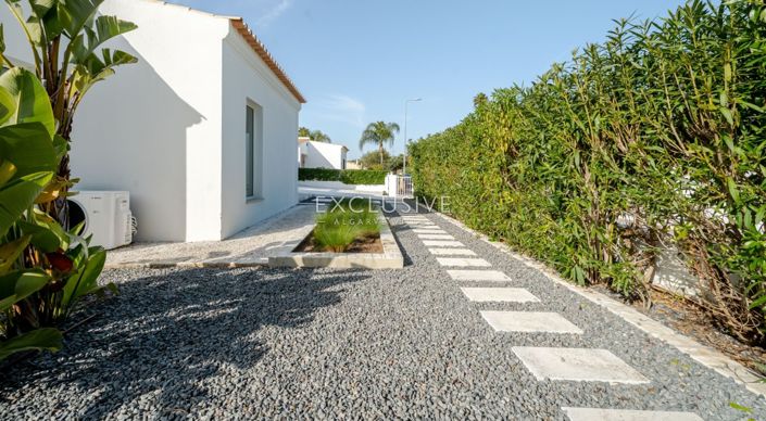 Image No.32-4 Bed Villa for sale