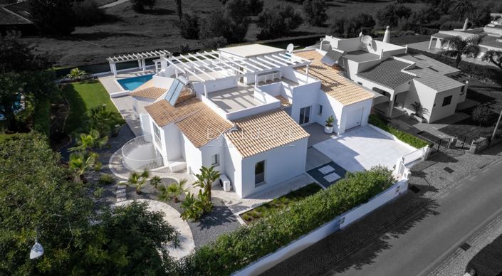 Image No.4-4 Bed Villa for sale