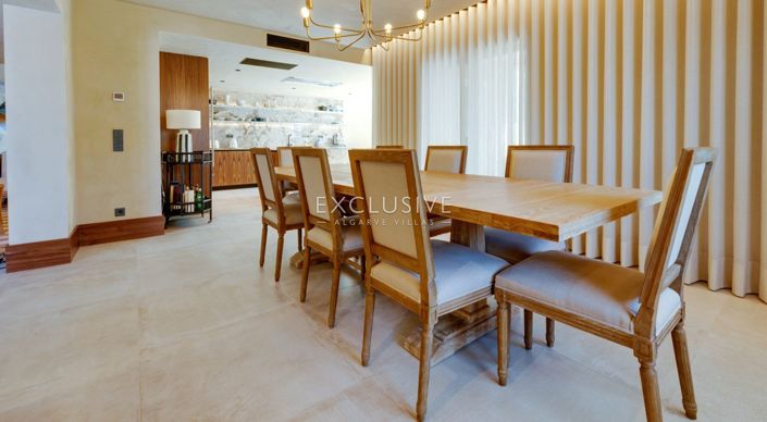 Image No.9-5 Bed Villa for sale