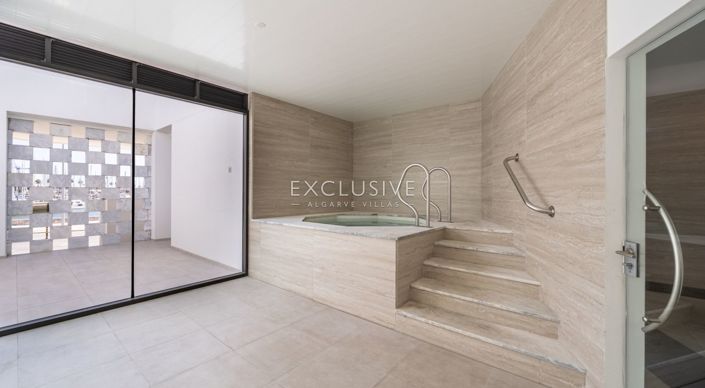 Image No.26-3 Bed Apartment for sale